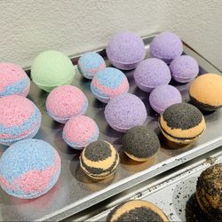 Bath Bombs 