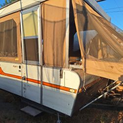 Pop Up Camper Trailer 