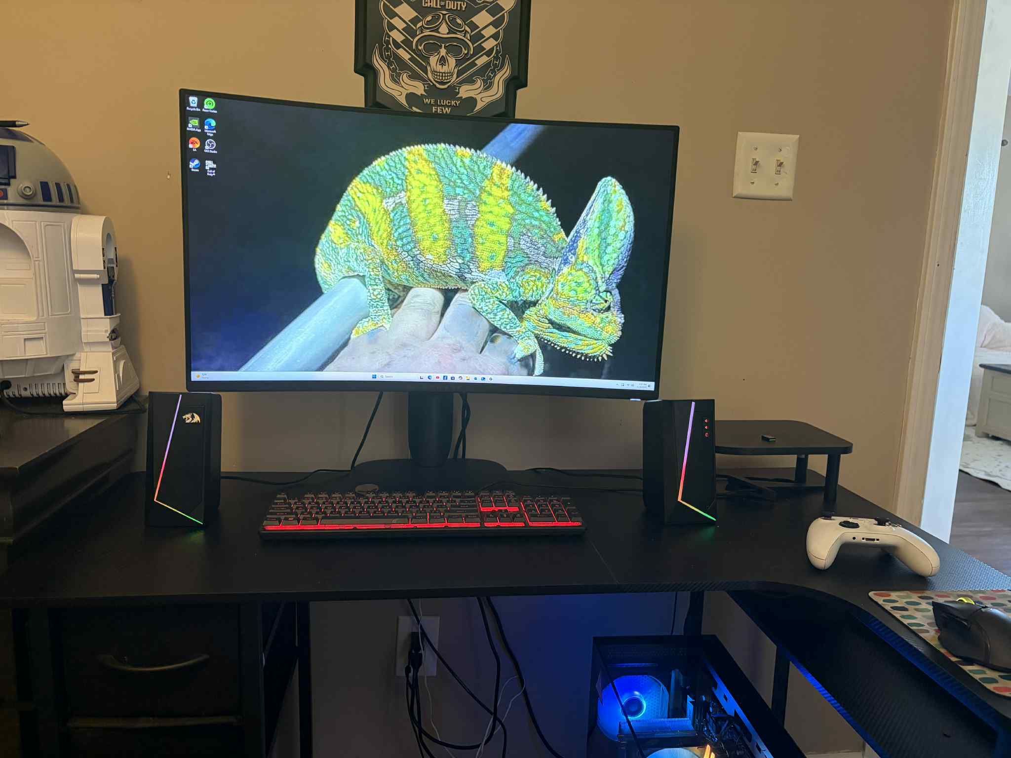 Alienwear Curve Monitor