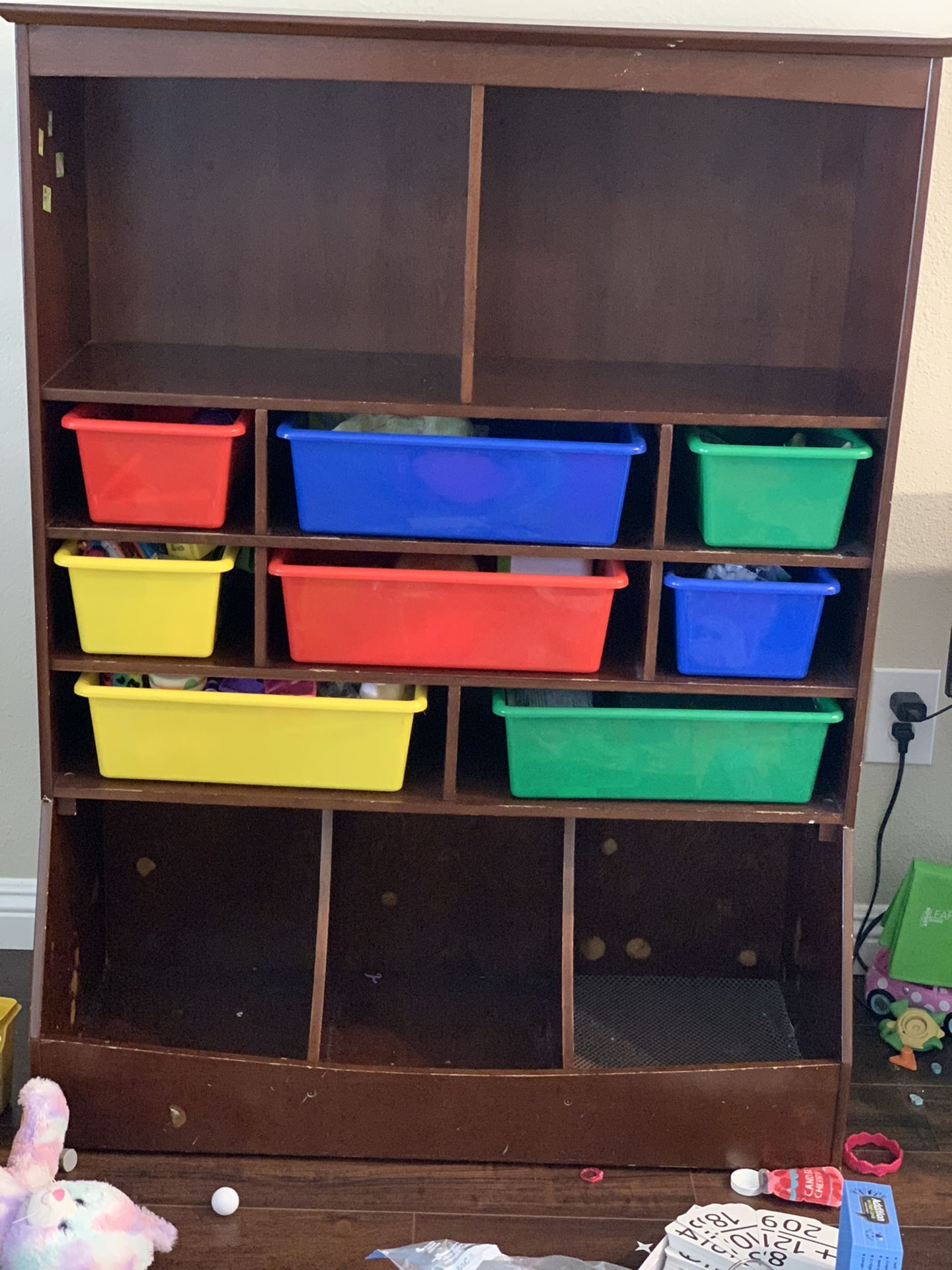 Kid Toy Storage & Bookshelf