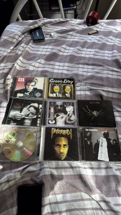 Djscew Pharo  the essentials Alice and chains