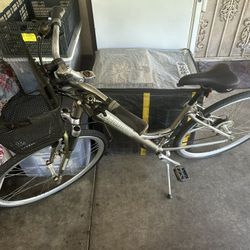 -Schwinn Womens Bicycle Cruiser With Basket-