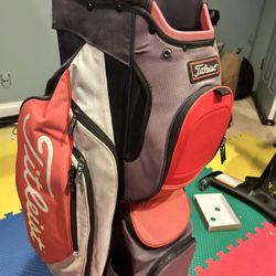 Golf Bag With Clubs 