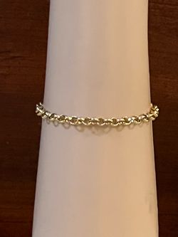 Gold Tone Chain Bracelet