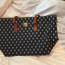 Dooney &Bourke. SF Giants Purse