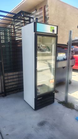 Free Elite Commercial Fridge beverage Cooler