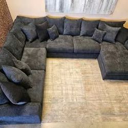 New Year's... New Deals...Custom Made Sectional with chaise **Proudly Made in USA