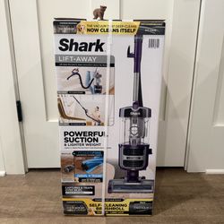 Shark Lift-Away Upright Vacuum Eggplant ZD201 Powerfins Self-Cleaning Brushroll
