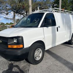2013’CHEVROLET EXPRESS G2500