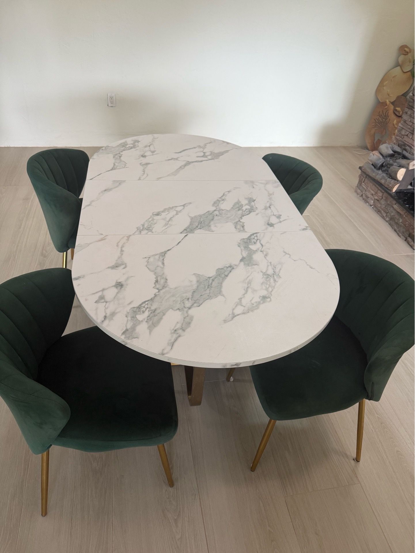 Dining Table for 4 persons