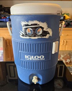 Igloo 5-Gallon Water Cooler