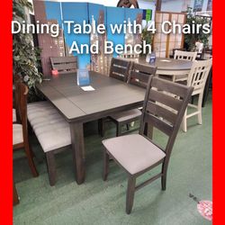 💥 Beautiful Table with 4 Chairs and Bench