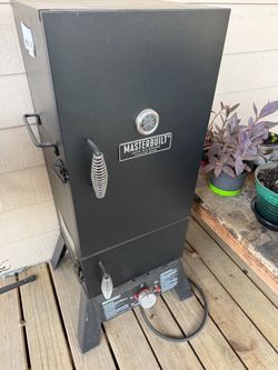 Masterbult gas smoker