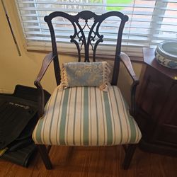 Chippendale Chair Set