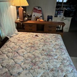 Full size bed