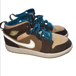 Boys Air Jordan 1 Mid Cacao Wow Sneakers Size 3Y