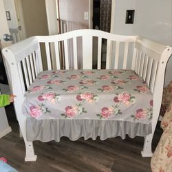 Dream On Me Mini Crib 38"L x 24"W x 32"H