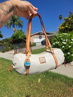 Dooney & Bourke White Leather Barrel Handbag