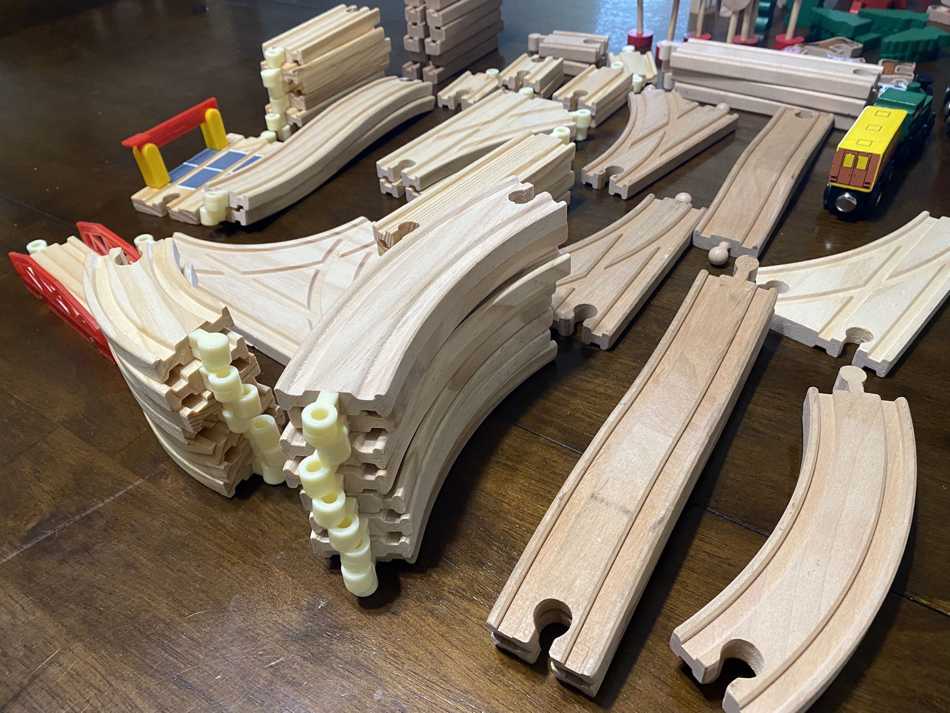 Tinder Tots Tracks / Trains 