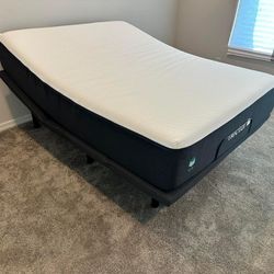 Nectar Mattress- Queen Size - Adjustable Base With Remote 