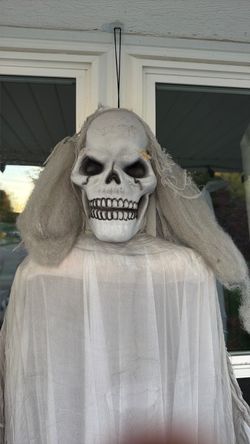 Hanging Skeleton Ghost Halloween Decoration