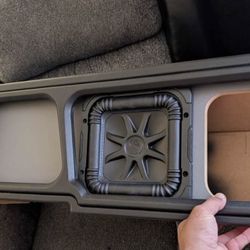 NEW 4 Kicker L7s 8” Subwoofers CUSTOM PORTED BOX FIT GMC SIERRA CHEVY SILVERADO 2019-2026