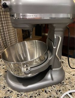 KitchenAid 5.5 Quart Bowl-Lift Stand Mixer