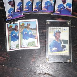 All Ken Griffey Jr Cards. Lots Of rookies And On Almost Perfect Condition. Probably 500  Total