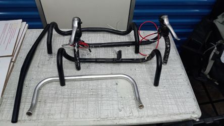 Bicycle Drop Handlebars Lot with Brake Levers