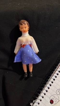 DOLL HOUSE ARI MUM DOLL GERMAN RUBBER DOLL