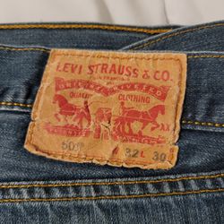  Levi's 501 Jeans