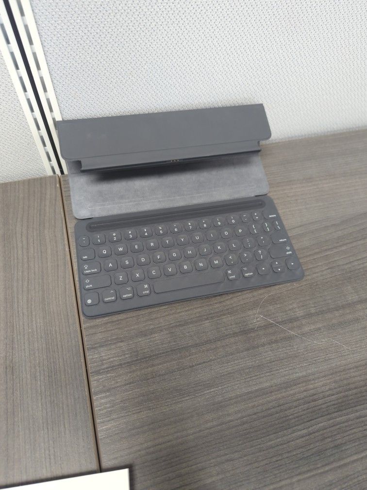 iPad Pro 10.5 Inch Smart Keyboard