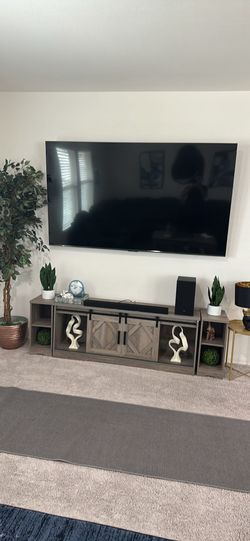 Tv stand