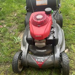 Lawnmower (gas)