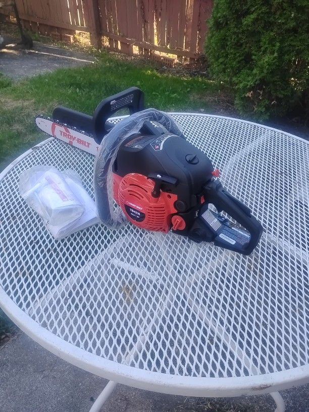 New 18 In Chain Saw 