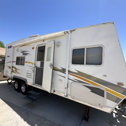 2006 Eclipse Attitude Toy Hauler 23FSAK