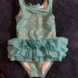 Girl/ Toddler/bikini/swimsuit/one Piece/size 4T