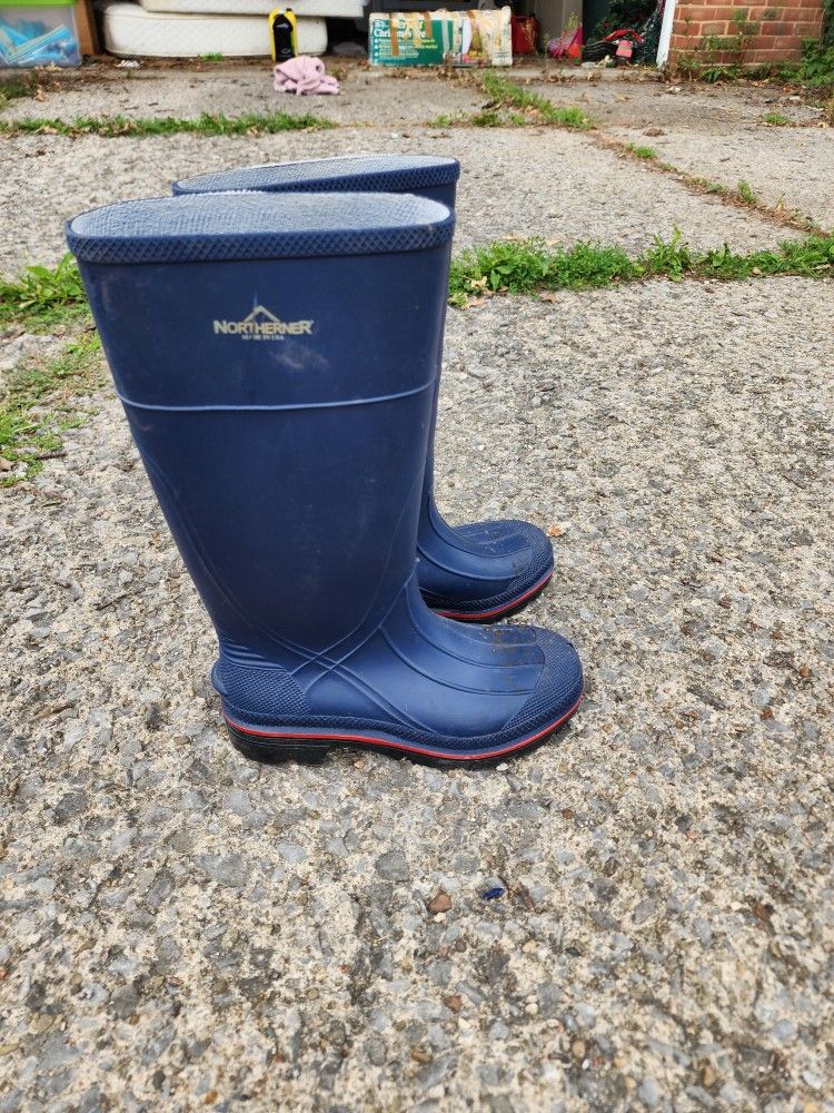 Rain/snow Boots Women Size 9 I Believe