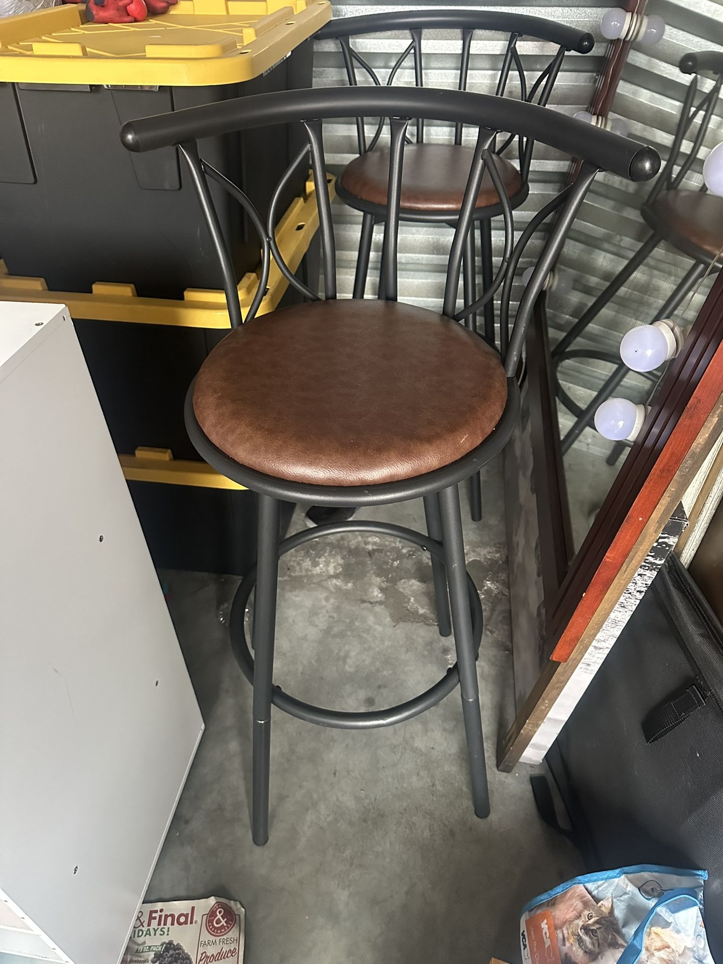 Barstool