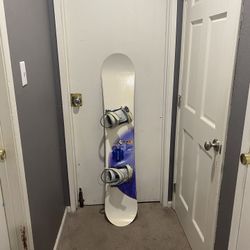 Snowboard with Bindings - Size 146cm
