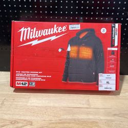 Milwaukee Men's X-Large M12 12-Volt Lithium-Ion Cordless Black Heated Jacket Hoodie Kit with (1) 2.0 Ah Battery and Charger