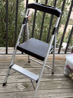Gorilla Ladders Aluminum Step Ladder