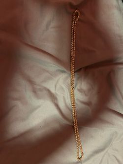 Gold rope chain