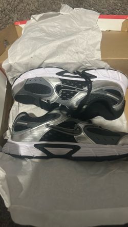 Nike V5 RNR