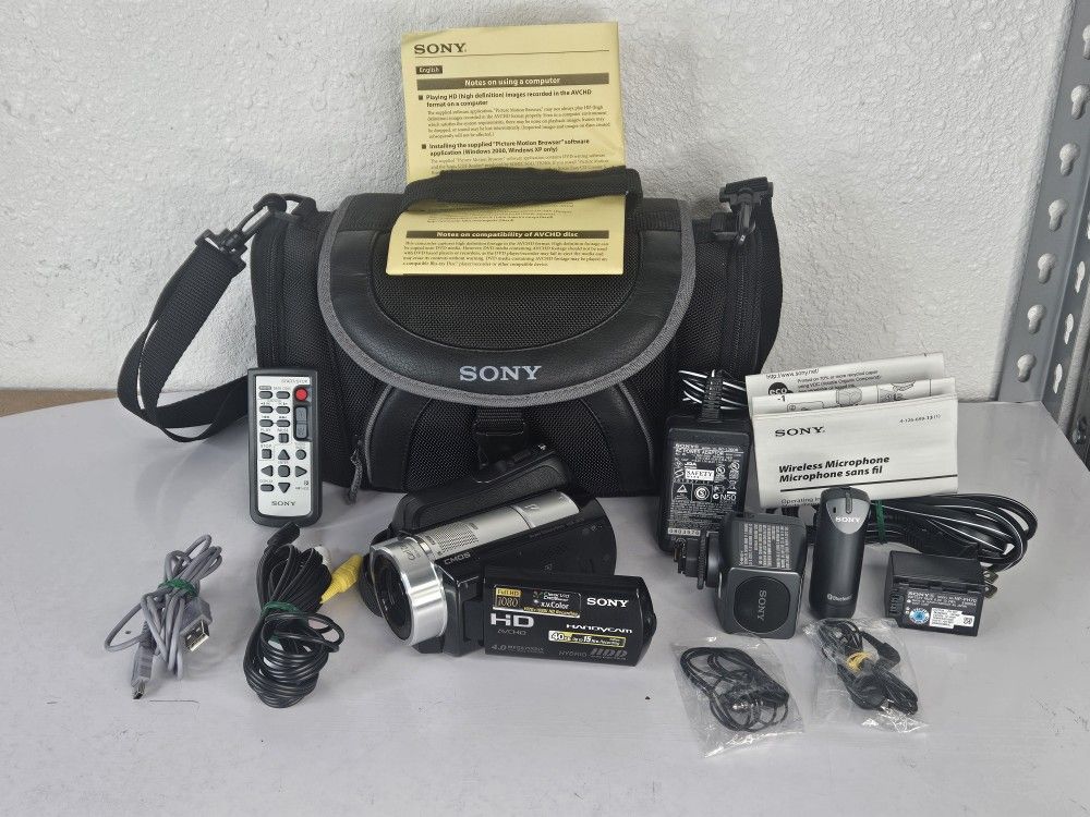 Sony Handycam HDR-SR10 40GB Digital HD Video Camera Recorder Bundle