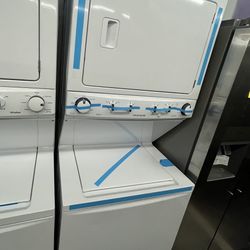 Frigidaire 27” Wide Washer Dryer Gas Stackable 