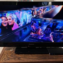 Panasonic Viera 32” LCD TV (No Remote)