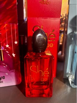 Women’s perfume