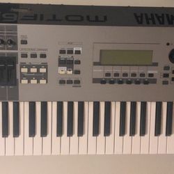 Yamaha Motif 6 Music Workstation