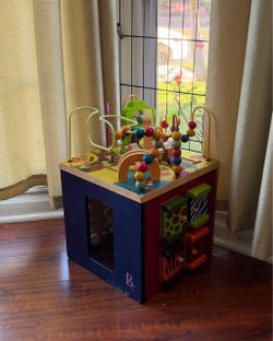 B toys Wooden activity cube - Zany Zoo